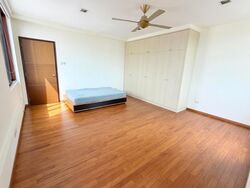 Phillips Avenue (D19), Semi-Detached #572690661